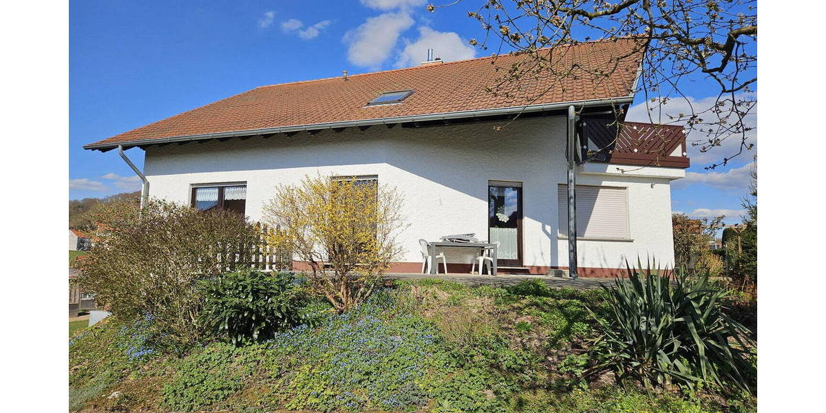 Einfamilienhaus Frielendorf-Großropperhausen Großropperhausen - 6 Zimmer, 190 m&sup2;, 350.000&euro; | Angebot:26795335