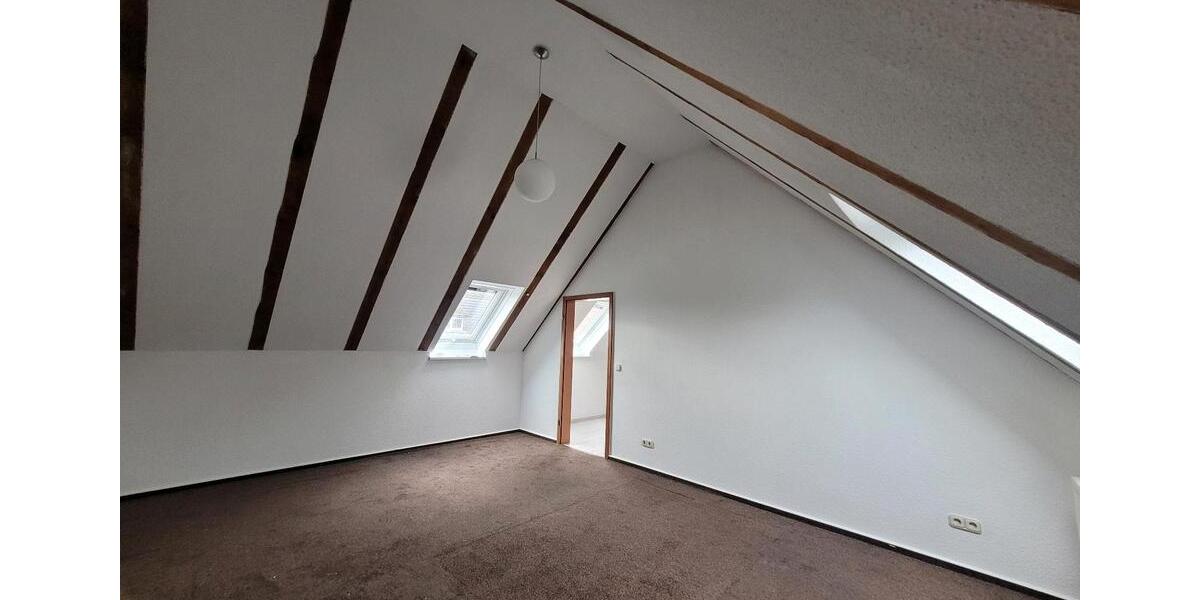 Dachgeschoßwohnung Bad Muskau - 4 Zimmer, 105 m&sup2;, 680&euro; | Angebot:25210635