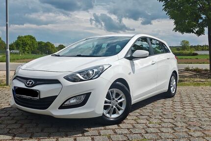 Hyundai i30 160.400 km 5.555 &euro; Litzendorf 96123