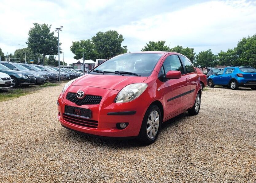 Yaris