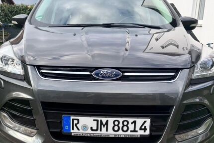 Ford Kuga 175.000 km 10.400 &euro; Neutraubling 93073