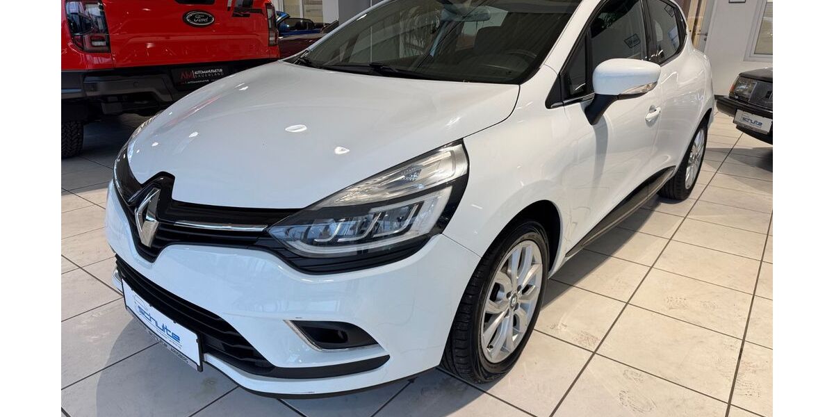 Renault Clio 120.150 km 8.750 &euro; Arnsberg 59759