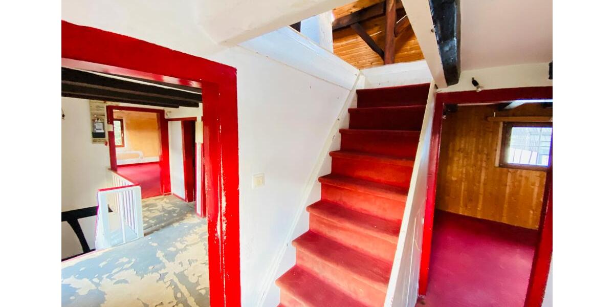 Einfamilienhaus Erpel - 8 Zimmer, 180 m&sup2;, 98.000&euro; | Angebot:26212689