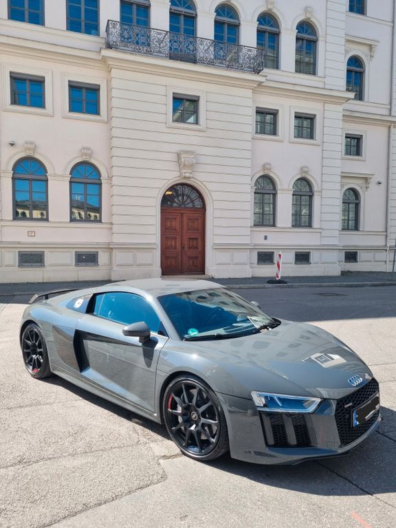 R8