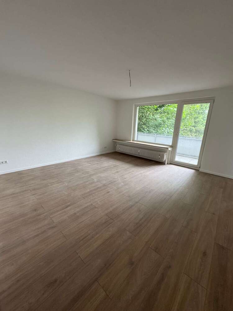 Wohnung zum Mieten in Wuppertal 684 € 72 m²