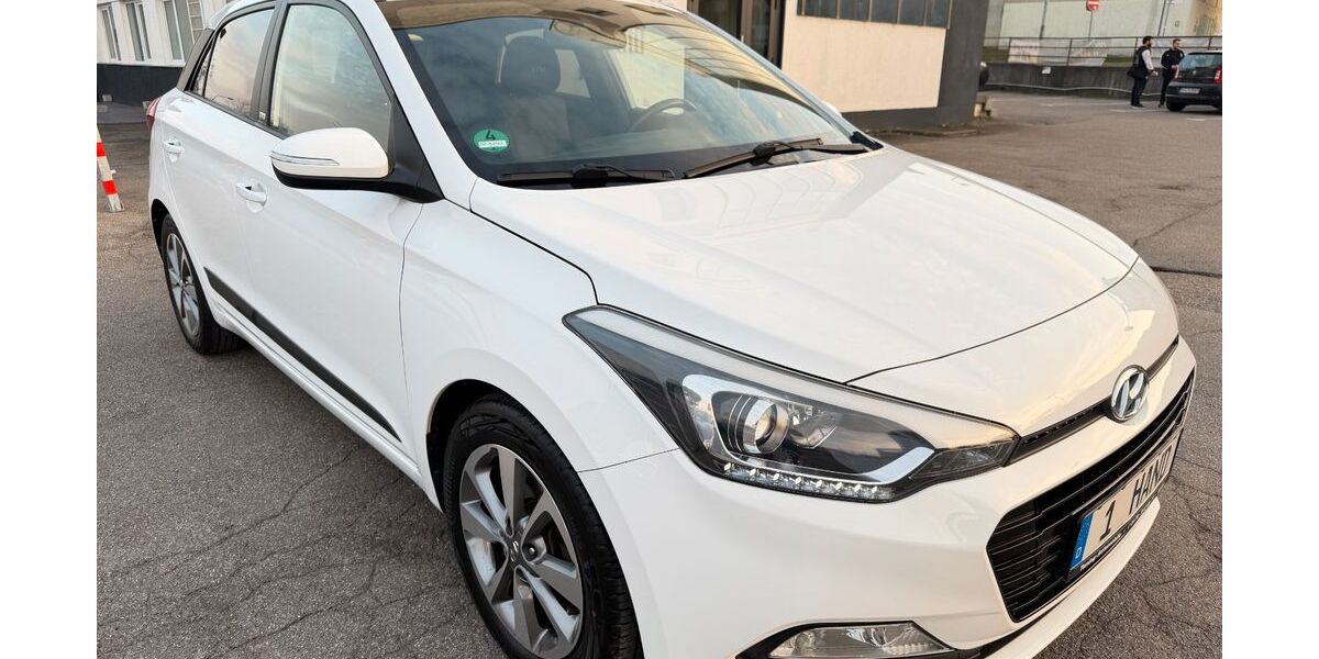 Hyundai i20 91.000 km 9.790 &euro; Aalen 73431