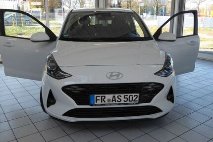 Hyundai i10 15.000 km 16.779 &euro; Freiburg 79106