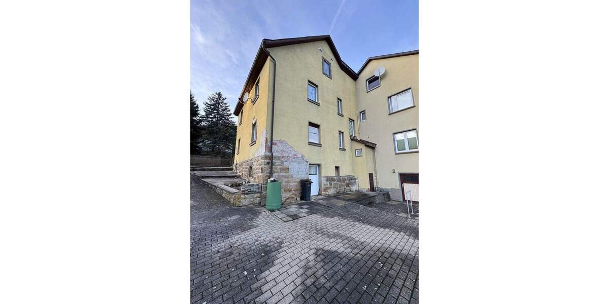 Doppelhaushälfte Grabfeld Rentwertshausen - 9 Zimmer, 120 m&sup2;, 45.000&euro; | Angebot:25770590