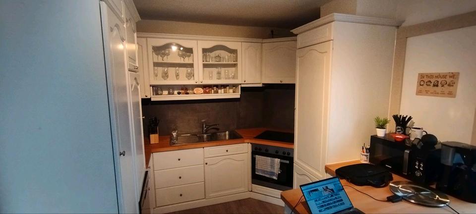 Etagenwohnung Preetz - 5 Zimmer, 100 m&sup2;, 1.200&euro; | Angebot:25381377