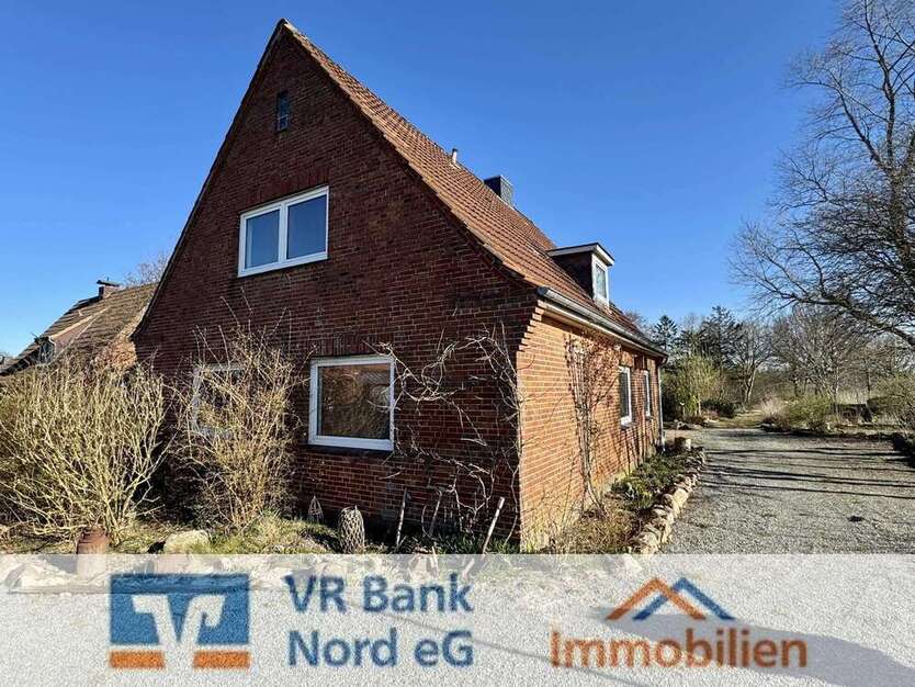 Haus zum Kaufen in Breklum 127.500 € 134 m²