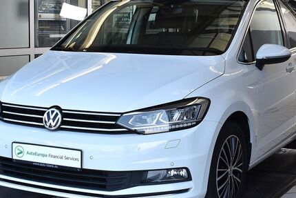 VW Touran 174.346 km 13.985 &euro; Bad Friedrichshall 74177