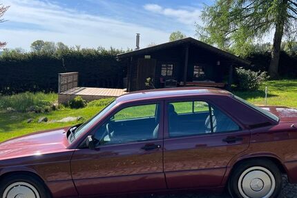 Mercedes-Benz 190 136.000 km 6.250 € Neureichenau 94089
