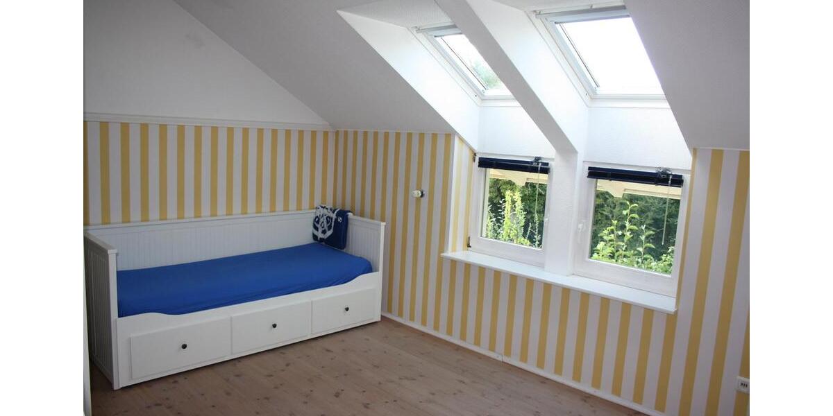 Einfamilienhaus Bad Bramstedt - 11 Zimmer, 281 m&sup2;, 795.000&euro; | Angebot:25941278