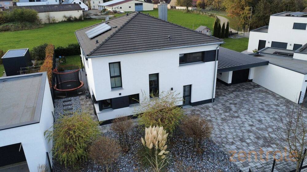 Einfamilienhaus Wassertrüdingen - 5 Zimmer, 196 m&sup2;, 679.000&euro; | Angebot:25669191
