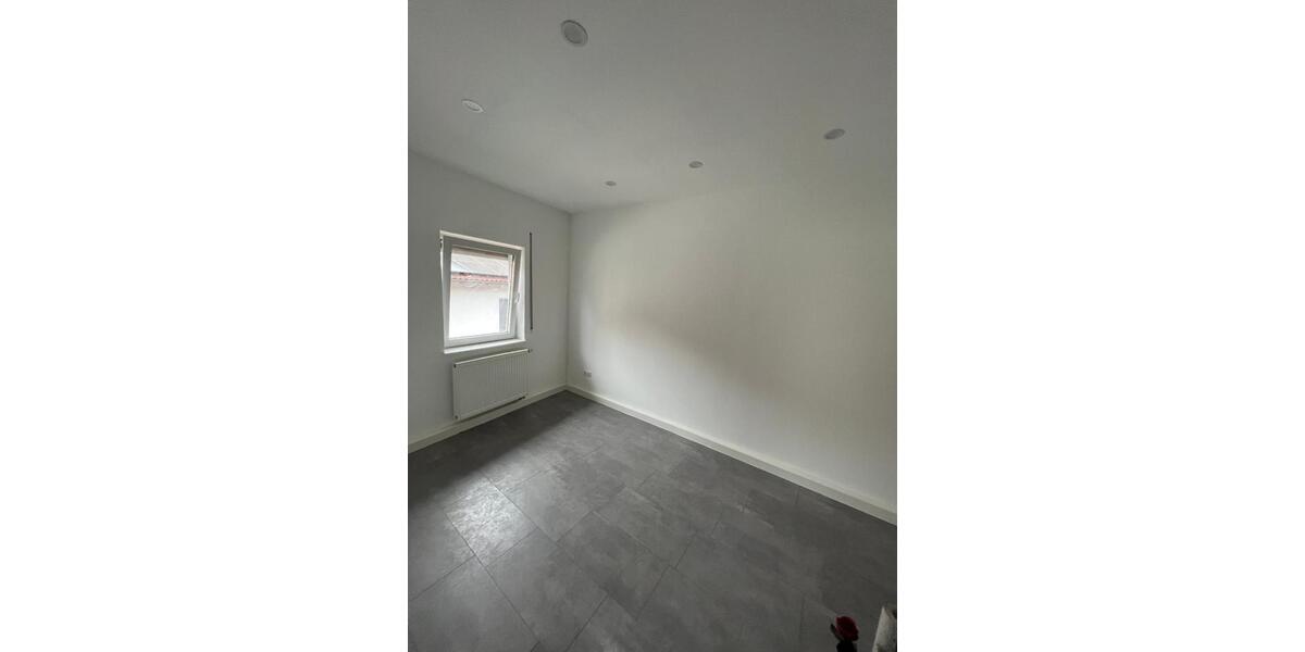 Etagenwohnung Burgsinn - 4.5 Zimmer, 82 m&sup2;, 690&euro; | Angebot:26176806