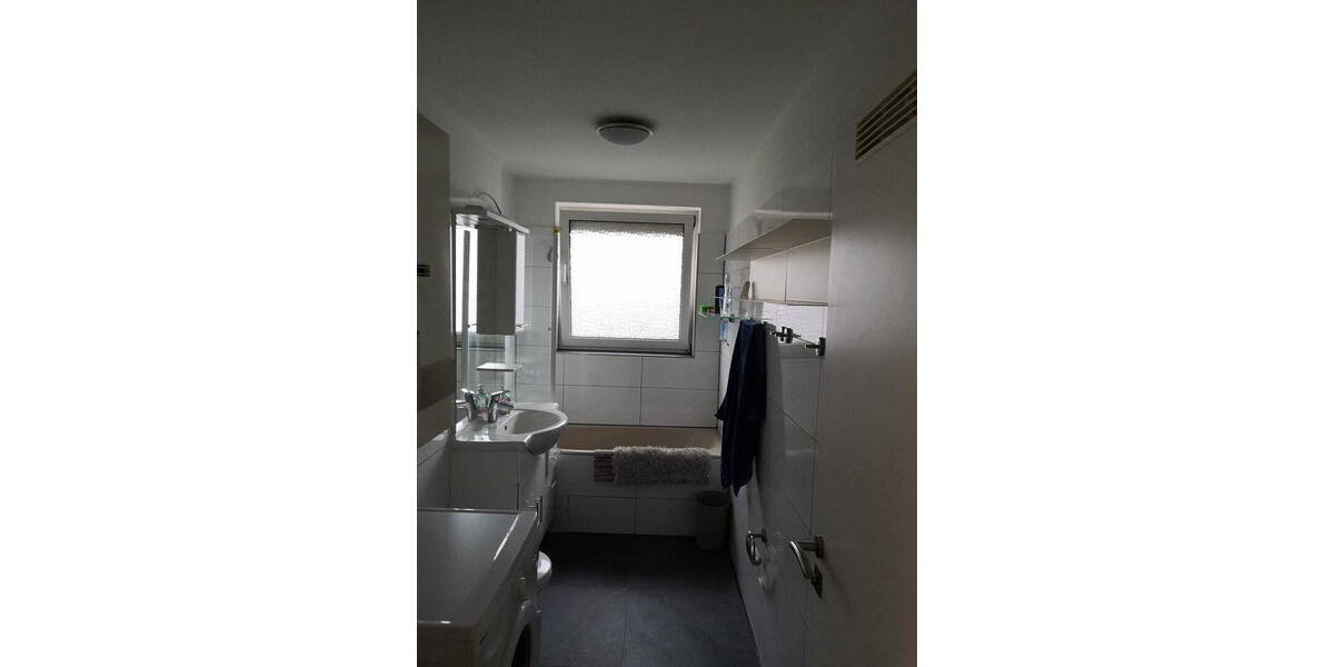 Etagenwohnung Stuttgart Zuffenhausen - 3 Zimmer, 62 m&sup2;, 270.000&euro; | Angebot:26699023