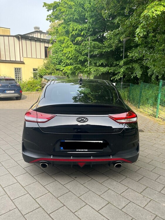 i30