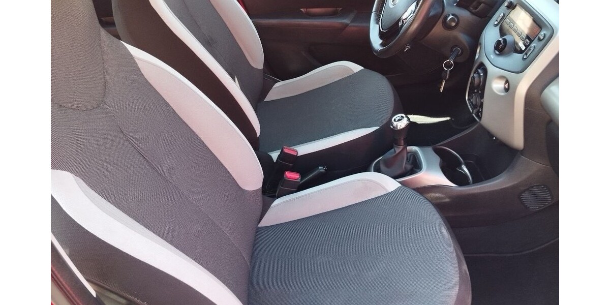 Toyota Aygo 62.500 km 9.700 &euro; Lenzkirch 79853