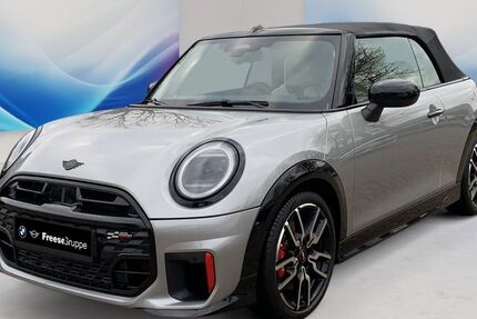 Mini John Cooper Works Cabrio 6.438 km 38.900 &euro; Oldenburg 26125