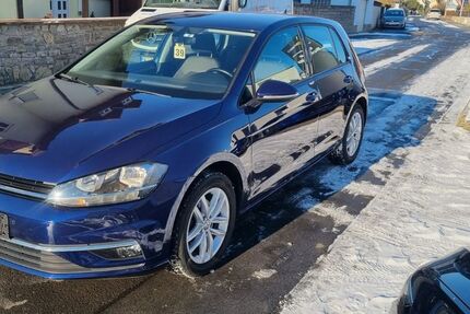 VW Golf 98.700 km 13.990 &euro; Stammheim 97509
