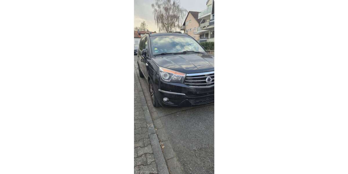 SsangYong Rodius 168.000 km 7.900 &euro; Nauheim 64569
