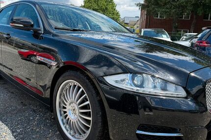 Jaguar XJ 123.368 km 14.990 &euro; Hamburg 22179