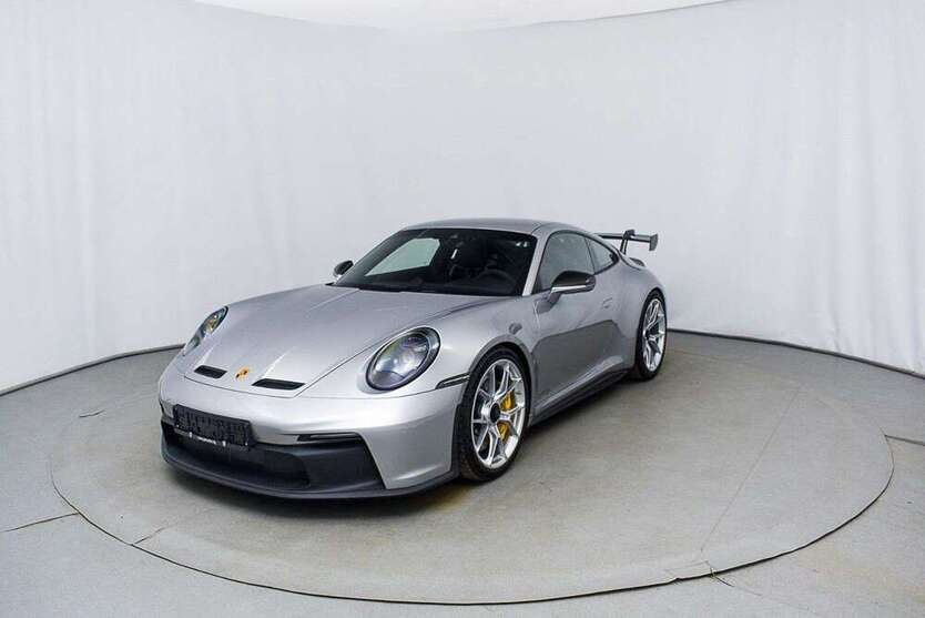 992