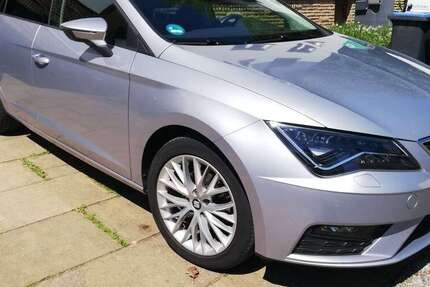 Seat Leon 104.000 km 17.799 € Mehring 54346