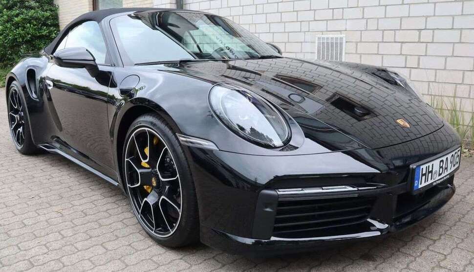 911