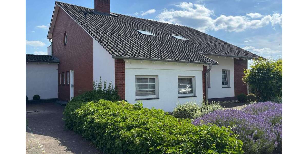 Einfamilienhaus Löhne - 6 Zimmer, 230 m&sup2;, 327.000&euro; | Angebot:27112513