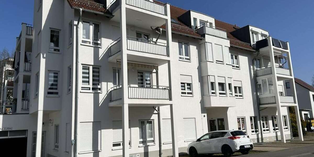 Etagenwohnung Zwickau Marienthal West - 4 Zimmer, 76 m&sup2;, 100.000&euro; | Angebot:25325235