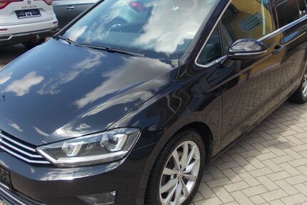 VW Golf Sportsvan 97.350 km 13.990 € Bergen 18528