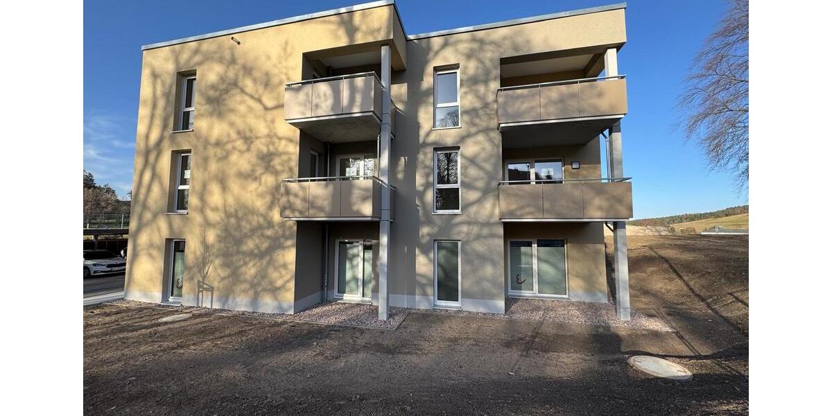 Etagenwohnung Saalfeld (Saale) - 2 Zimmer, 60 m&sup2;, 324&euro; | Angebot:25852275