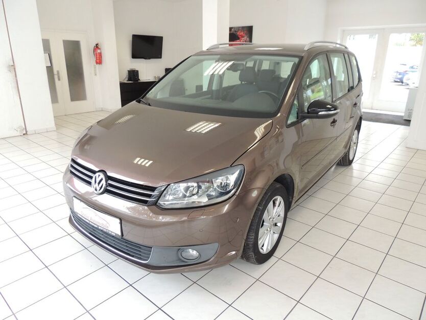 VW Touran 154.000 km 6.999 € Metzingen 72555