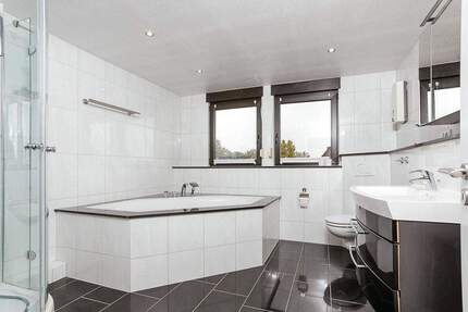 Wohnung Bergheim Thorr - 4 Zimmer, 129 m&sup2;, 289.000&euro; | Angebot:25964550