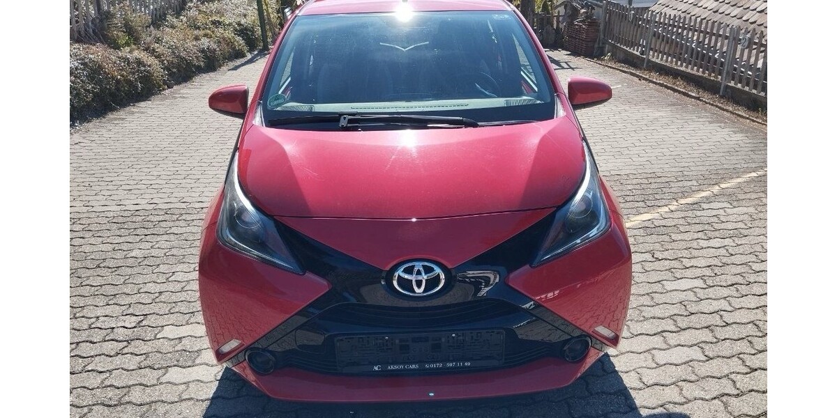 Toyota Aygo 62.500 km 9.700 &euro; Lenzkirch 79853