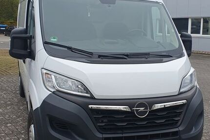 Opel Movano 143.000 km 15.800 &euro; Paderborn 33100