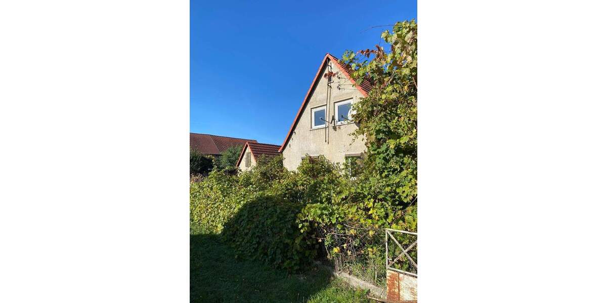 Mehrfamilienhaus, Wohnhaus Teutschenthal Dornstedt - 3 Zimmer, 85 m&sup2;, 109.000&euro; | Angebot:26016529