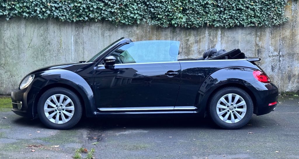 VW Beetle 64.000 km 20.200 € Frankfurt 60316