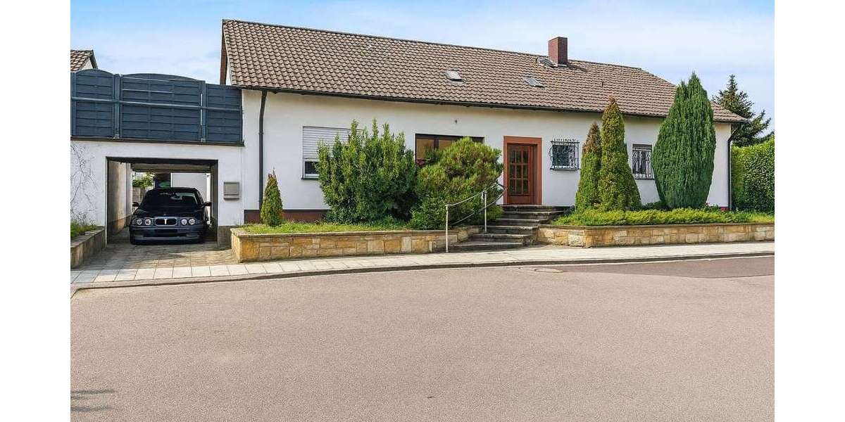 Einfamilienhaus Bellheim - 9 Zimmer, 250 m&sup2;, 549.000&euro; | Angebot:25280582