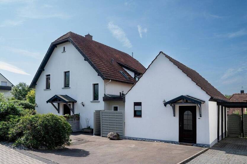 Einzigartiges Mehrfamilienhaus in Stadtnähe - inkl. Tiny House