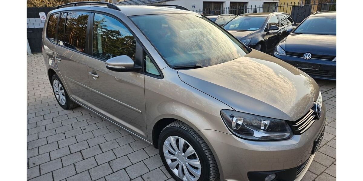 VW Touran 146.420 km 7.450 &euro; Lachen-Speyerdorf 67435