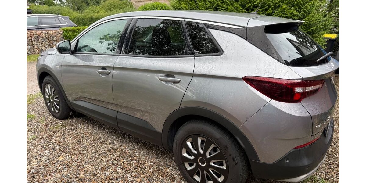 Opel Grandland (X) 115.247 km 12.500 &euro; Jerrishoe 24963