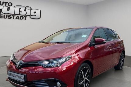 Toyota Auris 44.336 km 15.490 &euro; Neustadt 01844