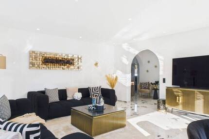 Exklusive Wohnung in Kirkel-Neuhäusel - Terrasse, Garage, 2 Bäder & 2 hochwertige Nutzräume 4 zimmer