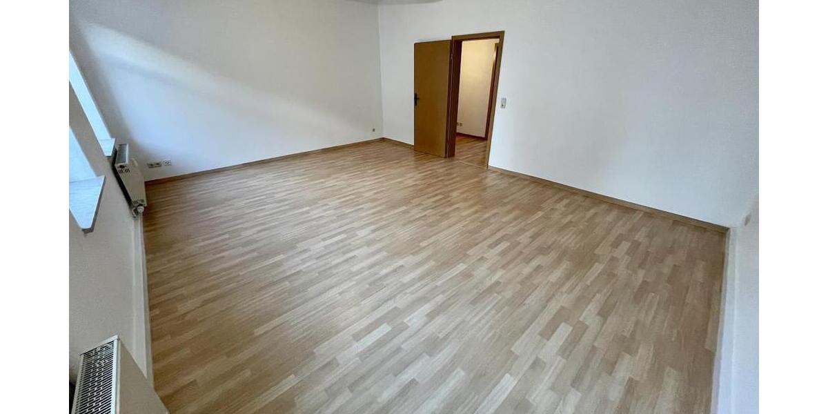 Große 1 Raum-Wohnung mit neuer Einbauküche & Wanne in Gera-Zwötzen! - Etagenwohnung Gera Zwötzen | Angebot:27022916