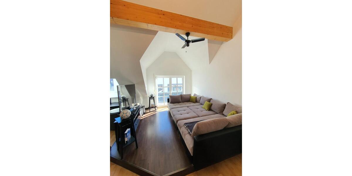 Dachgeschoßwohnung Neuburg an der Donau - 2 Zimmer, 70 m&sup2;, 795&euro; | Angebot:26585575