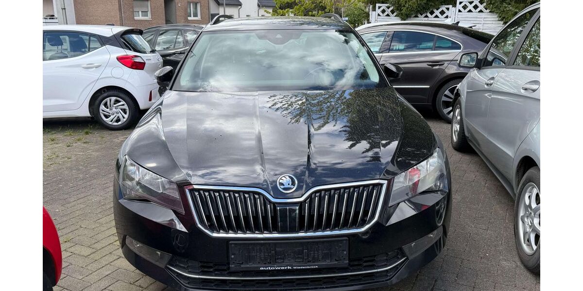 Skoda Superb 273.000 km 7.200 &euro; Bielefeld 33647
