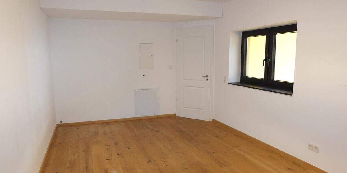 Etagenwohnung Schweich - 3 Zimmer, 115 m&sup2;, 990&euro; | Angebot:26439695