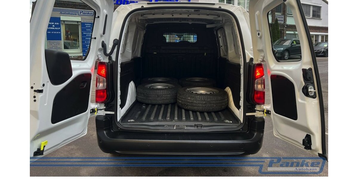 Citroen Berlingo Club XLL2*3-Sitz*Sthzg*Tempo*PDC*Glas* 34.799 km 16.990 &euro; Berlin 13187